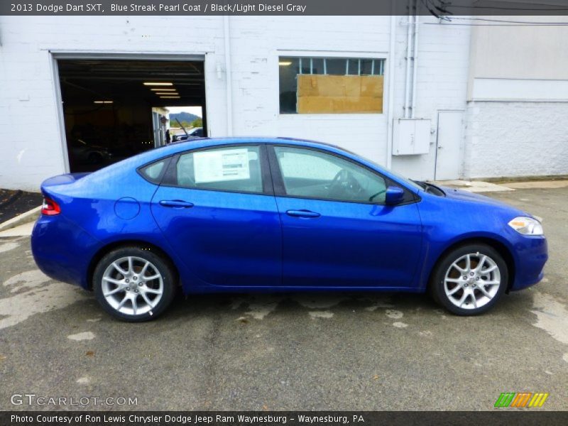  2013 Dart SXT Blue Streak Pearl Coat