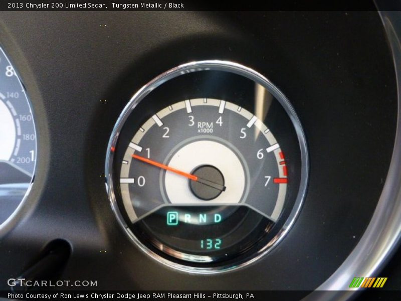 Tungsten Metallic / Black 2013 Chrysler 200 Limited Sedan