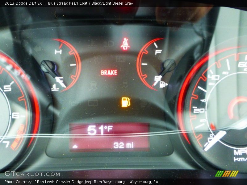 Blue Streak Pearl Coat / Black/Light Diesel Gray 2013 Dodge Dart SXT