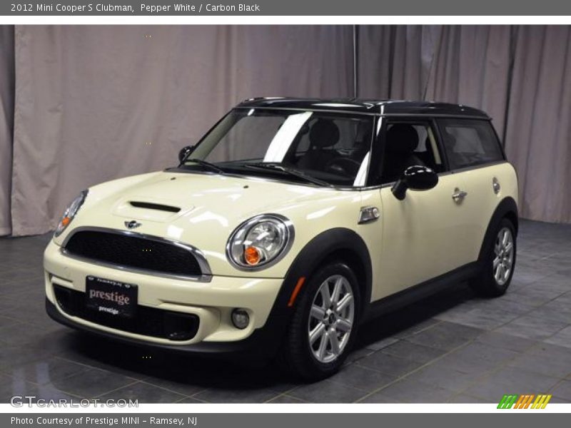 Pepper White / Carbon Black 2012 Mini Cooper S Clubman
