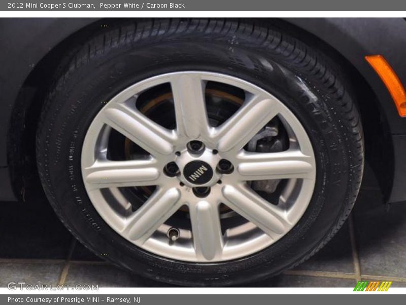 Pepper White / Carbon Black 2012 Mini Cooper S Clubman