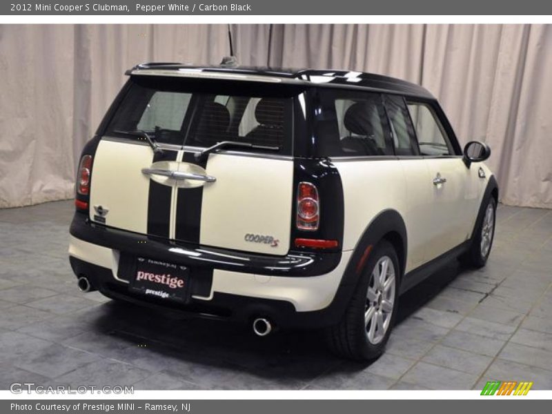 Pepper White / Carbon Black 2012 Mini Cooper S Clubman