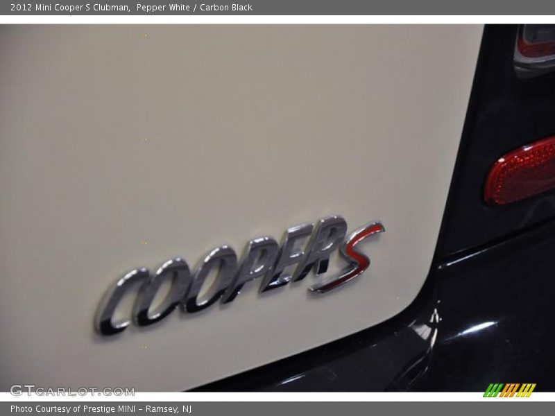 Pepper White / Carbon Black 2012 Mini Cooper S Clubman