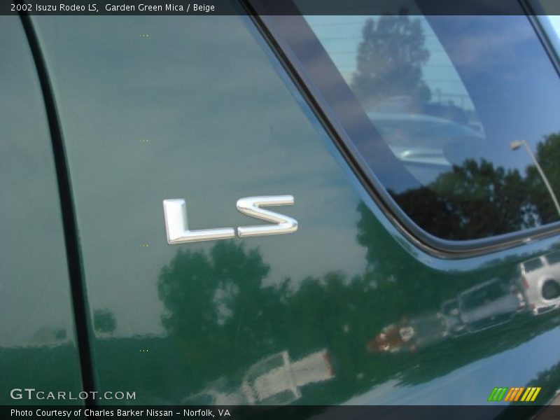 LS - 2002 Isuzu Rodeo LS