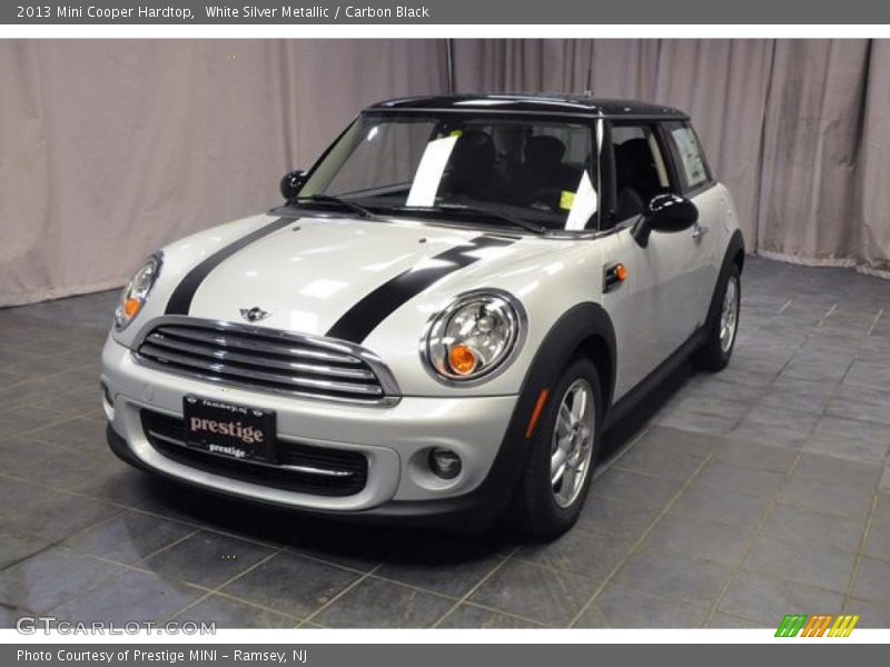 White Silver Metallic / Carbon Black 2013 Mini Cooper Hardtop