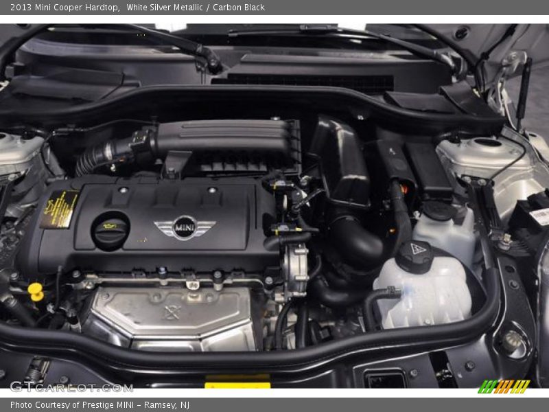 White Silver Metallic / Carbon Black 2013 Mini Cooper Hardtop