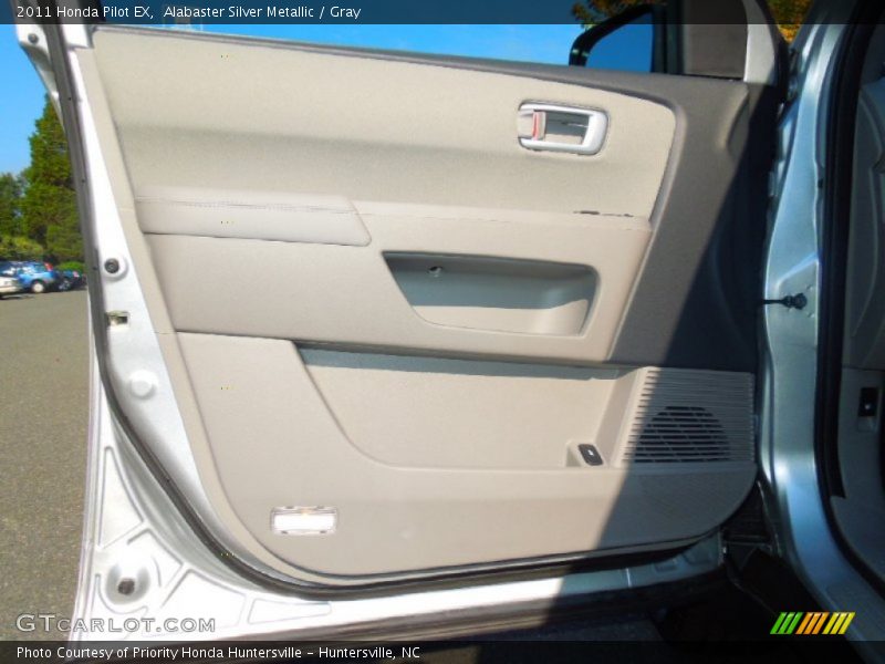 Alabaster Silver Metallic / Gray 2011 Honda Pilot EX