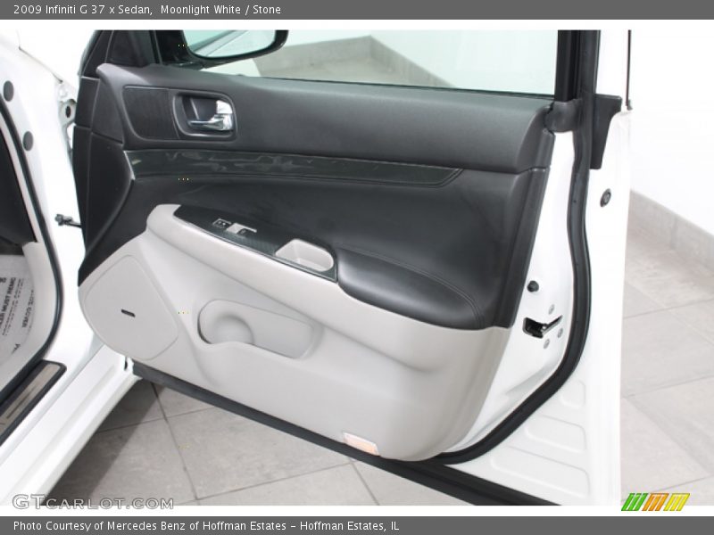 Moonlight White / Stone 2009 Infiniti G 37 x Sedan