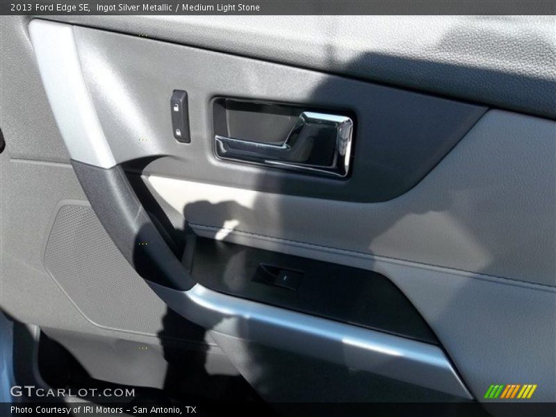 Ingot Silver Metallic / Medium Light Stone 2013 Ford Edge SE
