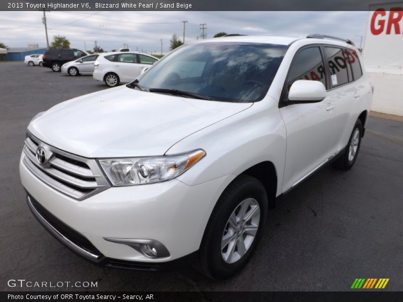 Blizzard White Pearl / Sand Beige 2013 Toyota Highlander V6