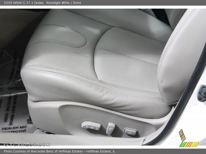 Moonlight White / Stone 2009 Infiniti G 37 x Sedan
