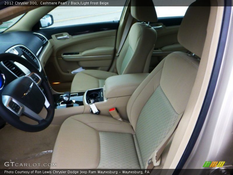 Cashmere Pearl / Black/Light Frost Beige 2012 Chrysler 300
