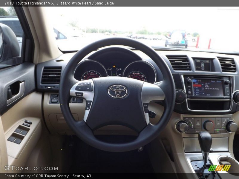 Blizzard White Pearl / Sand Beige 2013 Toyota Highlander V6
