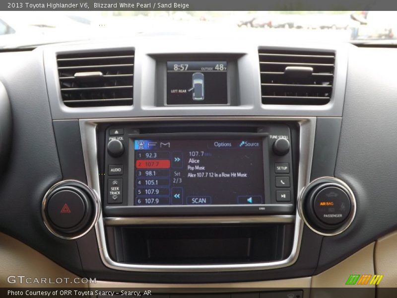 Blizzard White Pearl / Sand Beige 2013 Toyota Highlander V6