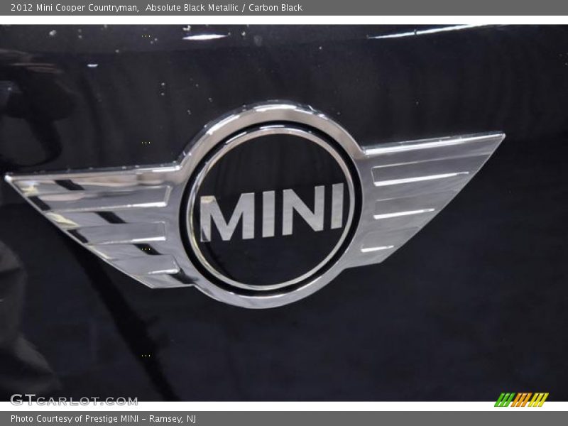 Absolute Black Metallic / Carbon Black 2012 Mini Cooper Countryman