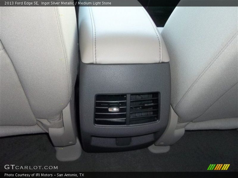Ingot Silver Metallic / Medium Light Stone 2013 Ford Edge SE