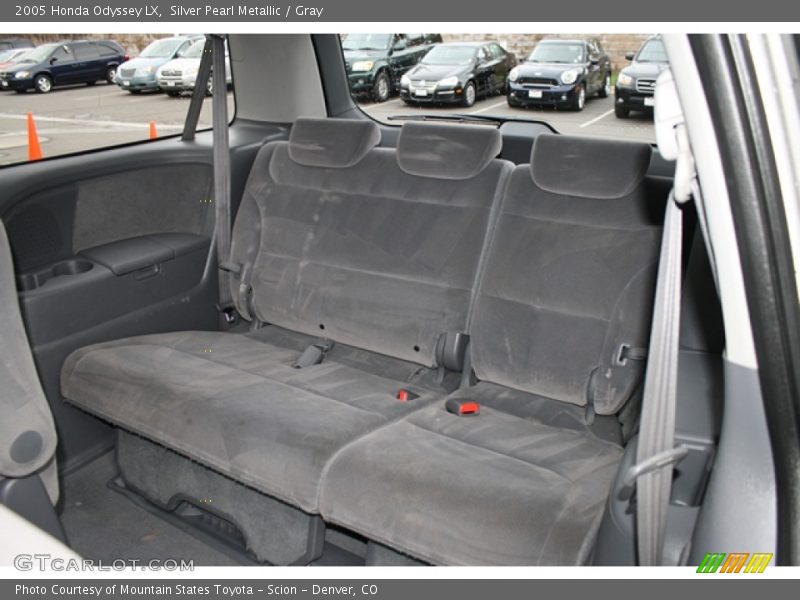 Silver Pearl Metallic / Gray 2005 Honda Odyssey LX