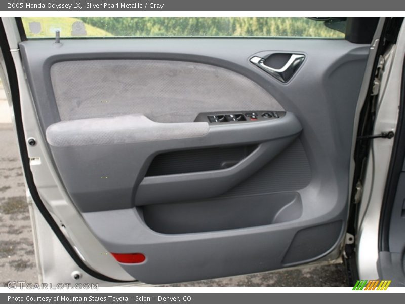 Silver Pearl Metallic / Gray 2005 Honda Odyssey LX