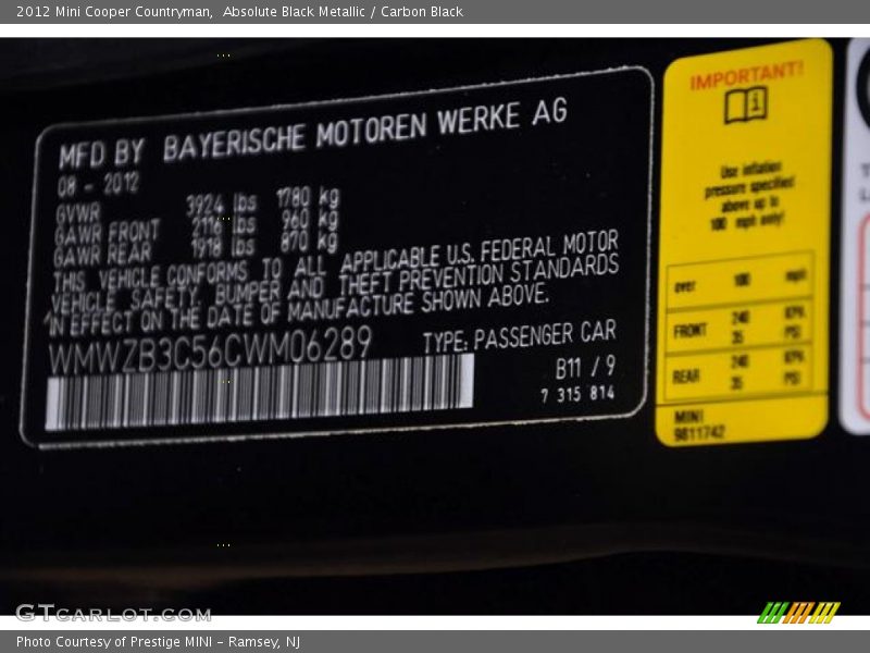 Absolute Black Metallic / Carbon Black 2012 Mini Cooper Countryman