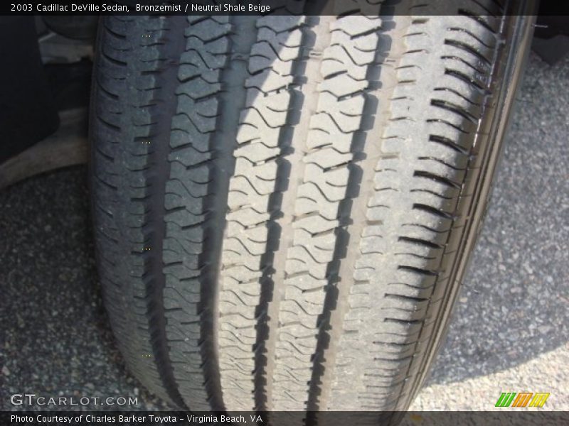 Bronzemist / Neutral Shale Beige 2003 Cadillac DeVille Sedan