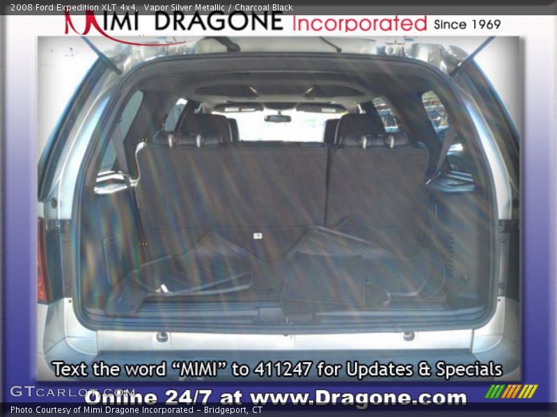 Vapor Silver Metallic / Charcoal Black 2008 Ford Expedition XLT 4x4