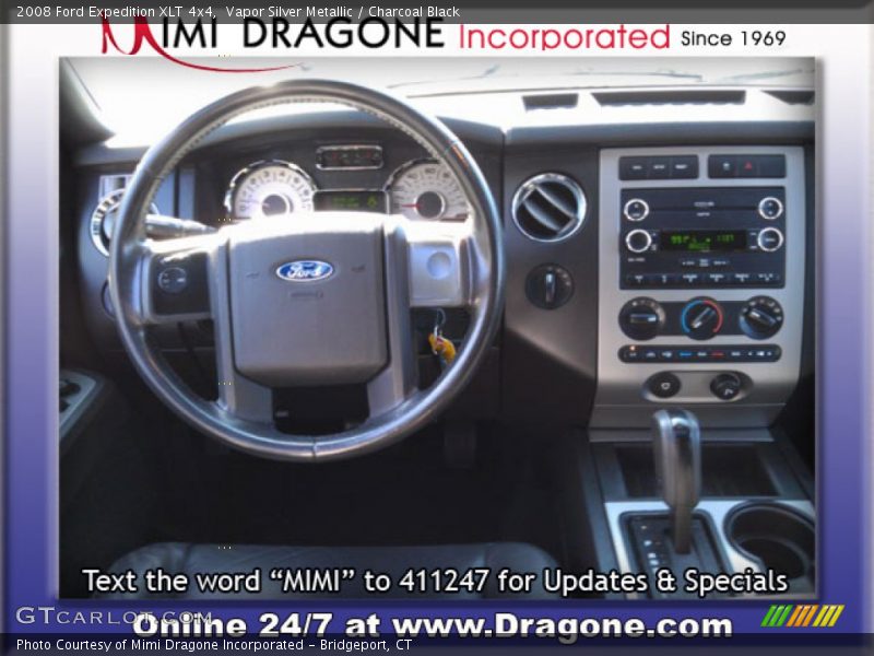Vapor Silver Metallic / Charcoal Black 2008 Ford Expedition XLT 4x4