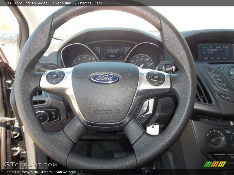 Tuxedo Black / Charcoal Black 2013 Ford Focus S Sedan