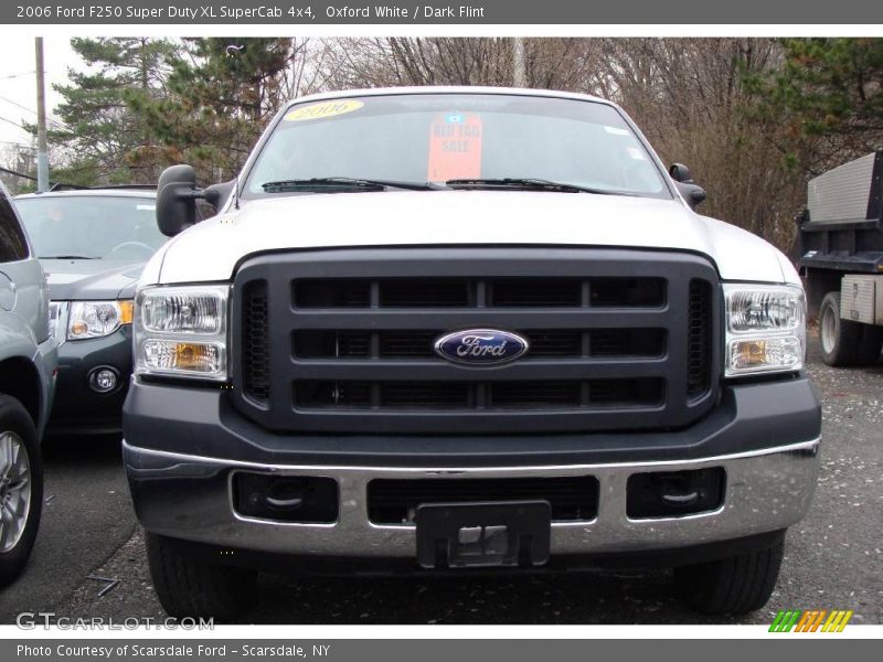 Oxford White / Dark Flint 2006 Ford F250 Super Duty XL SuperCab 4x4