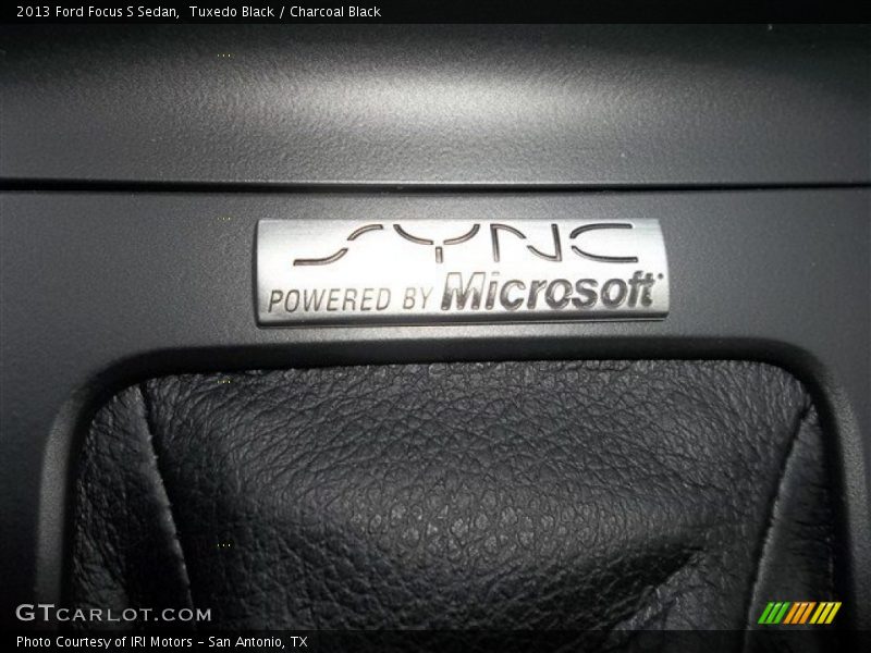 Tuxedo Black / Charcoal Black 2013 Ford Focus S Sedan