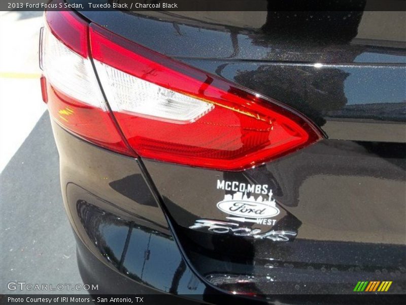 Tuxedo Black / Charcoal Black 2013 Ford Focus S Sedan