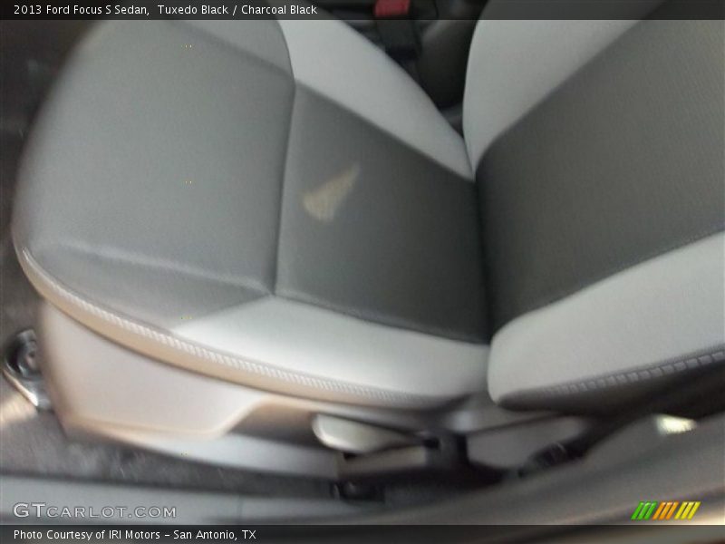 Tuxedo Black / Charcoal Black 2013 Ford Focus S Sedan