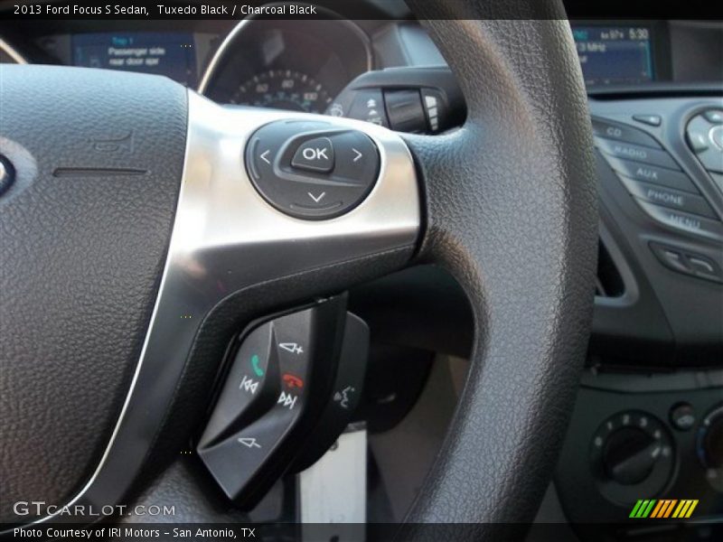 Tuxedo Black / Charcoal Black 2013 Ford Focus S Sedan