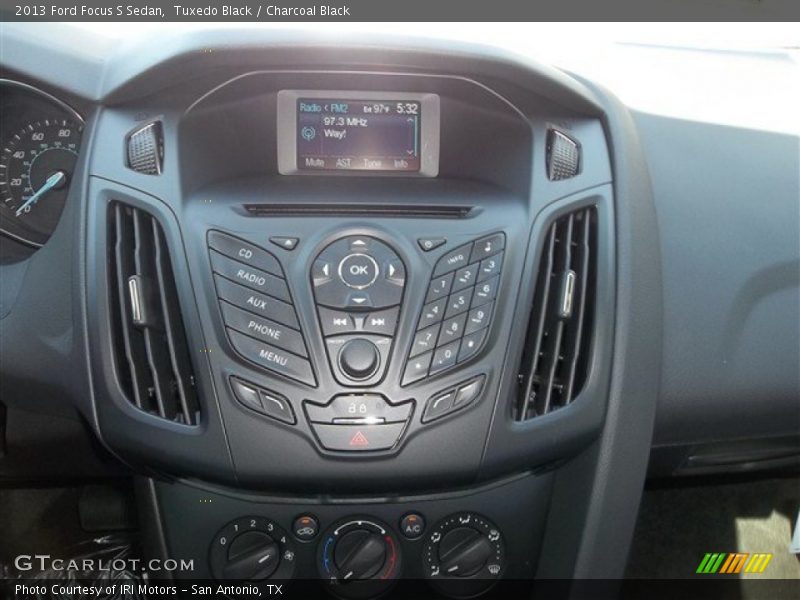 Tuxedo Black / Charcoal Black 2013 Ford Focus S Sedan