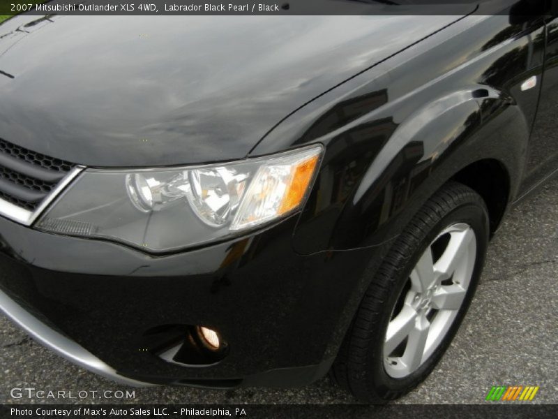 Labrador Black Pearl / Black 2007 Mitsubishi Outlander XLS 4WD