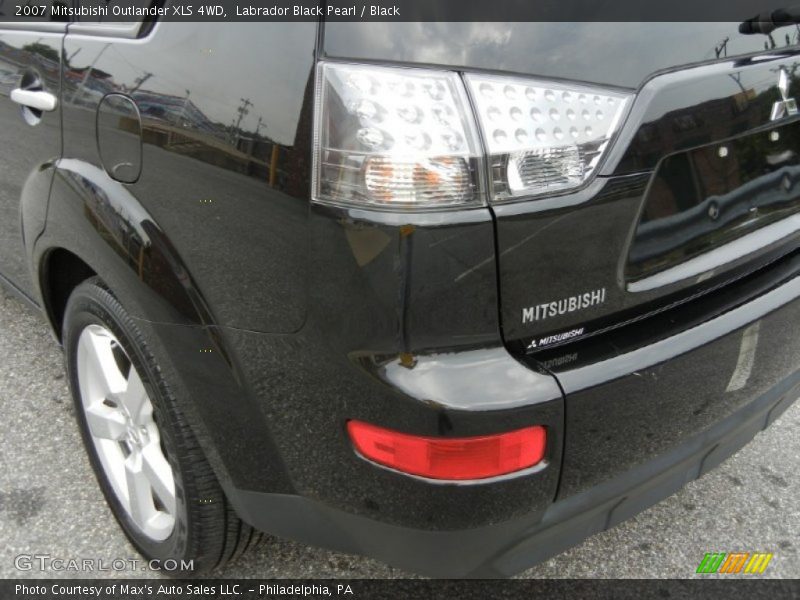 Labrador Black Pearl / Black 2007 Mitsubishi Outlander XLS 4WD