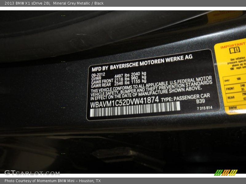 Mineral Grey Metallic / Black 2013 BMW X1 sDrive 28i