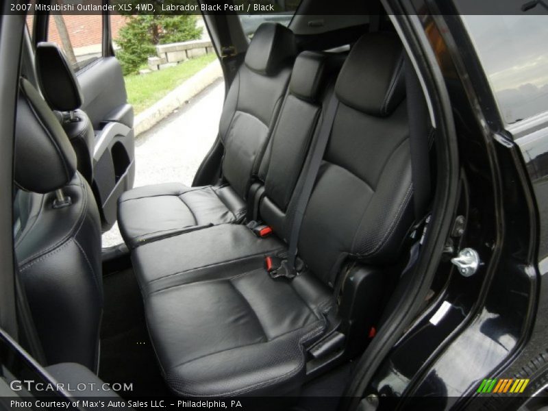 Labrador Black Pearl / Black 2007 Mitsubishi Outlander XLS 4WD