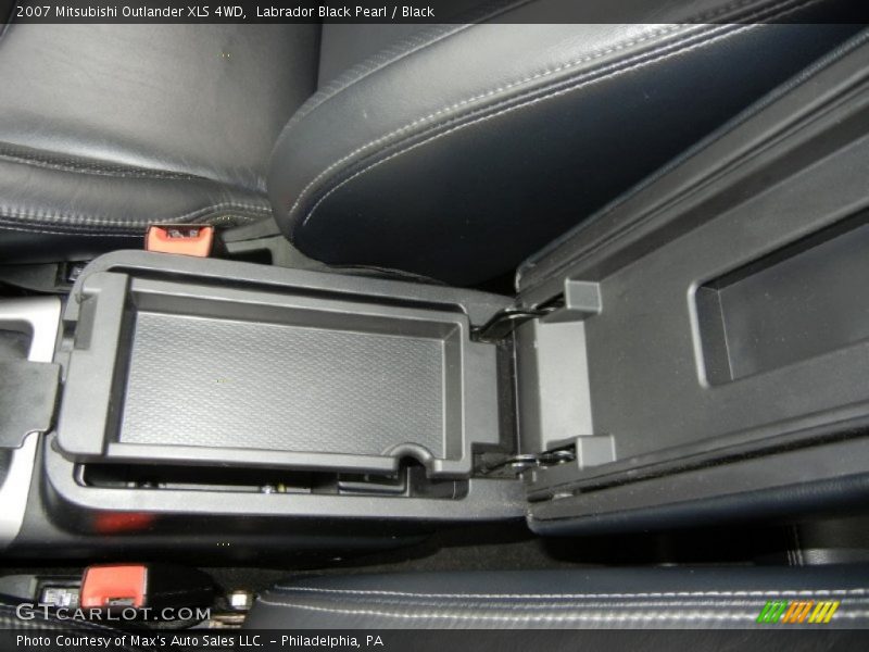 Labrador Black Pearl / Black 2007 Mitsubishi Outlander XLS 4WD