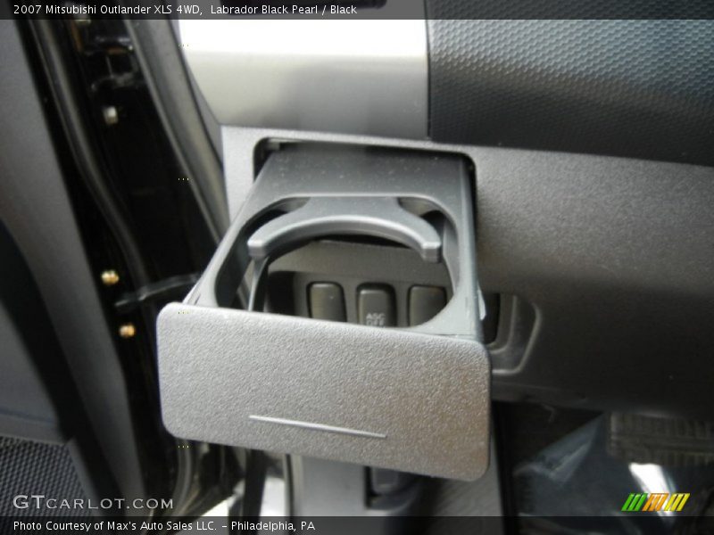 Labrador Black Pearl / Black 2007 Mitsubishi Outlander XLS 4WD