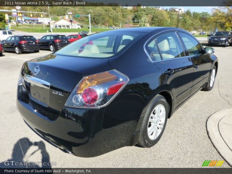 Super Black / Blond 2011 Nissan Altima 2.5 SL
