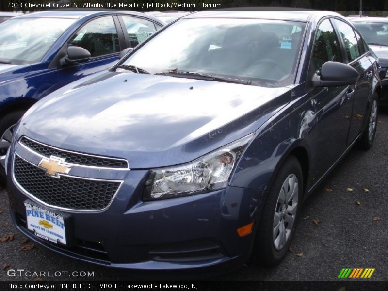 Atlantis Blue Metallic / Jet Black/Medium Titanium 2013 Chevrolet Cruze LS