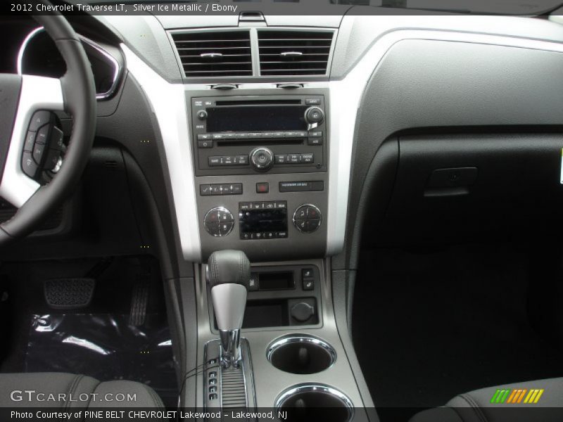 Silver Ice Metallic / Ebony 2012 Chevrolet Traverse LT