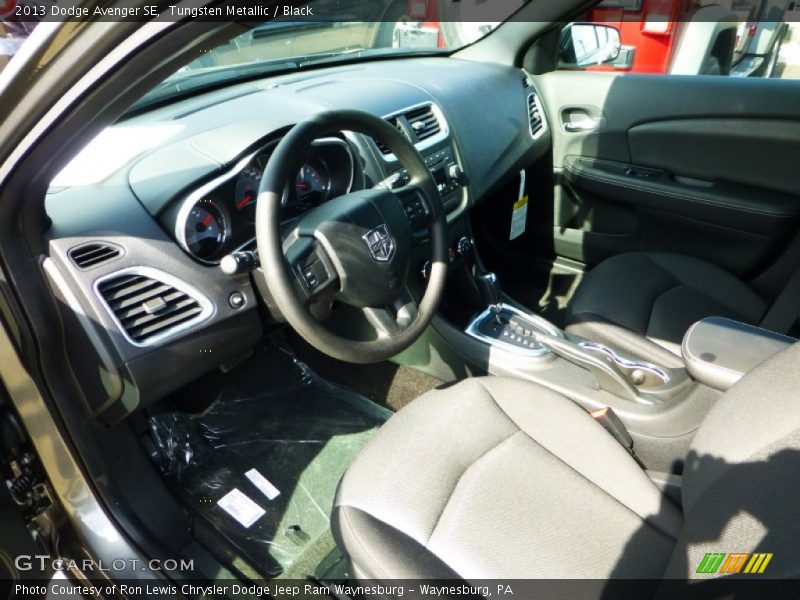 Black Interior - 2013 Avenger SE 