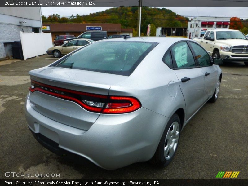 Bright Silver Metallic / Black 2013 Dodge Dart SE