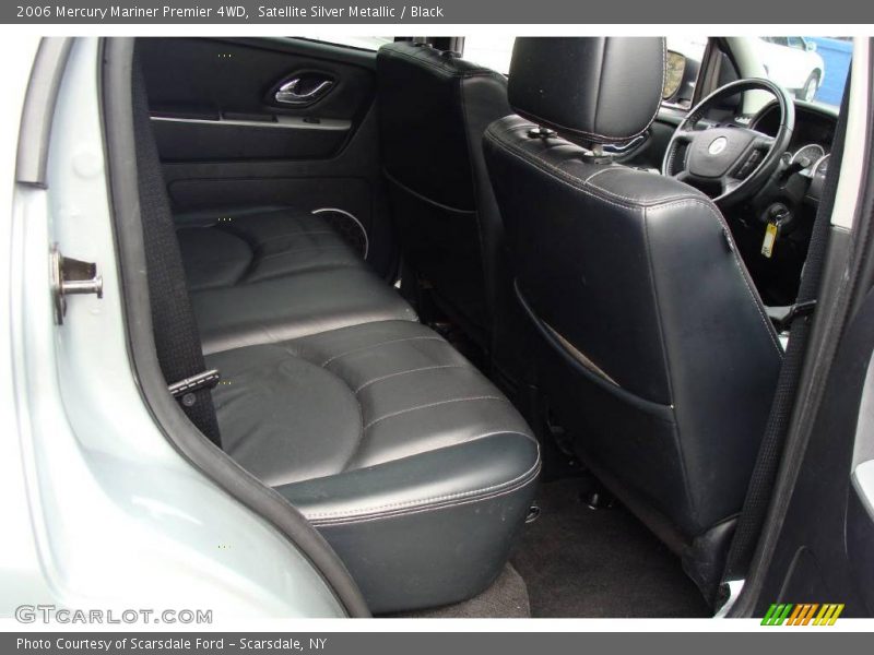 Satellite Silver Metallic / Black 2006 Mercury Mariner Premier 4WD