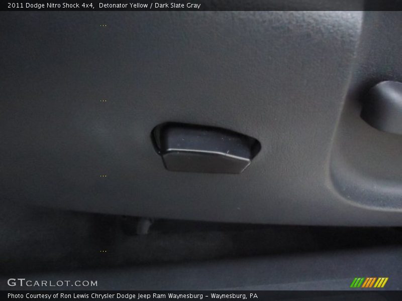 Detonator Yellow / Dark Slate Gray 2011 Dodge Nitro Shock 4x4