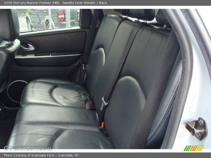Satellite Silver Metallic / Black 2006 Mercury Mariner Premier 4WD