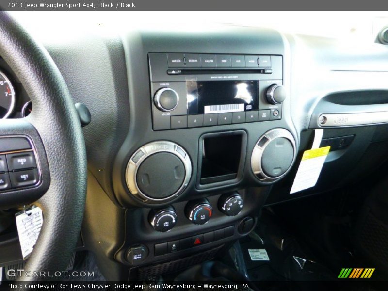 Black / Black 2013 Jeep Wrangler Sport 4x4
