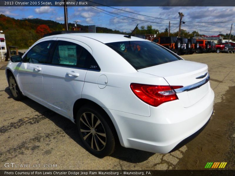 Bright White / Black 2013 Chrysler 200 S Sedan