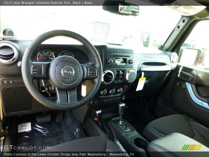 Black / Black 2013 Jeep Wrangler Unlimited Rubicon 4x4